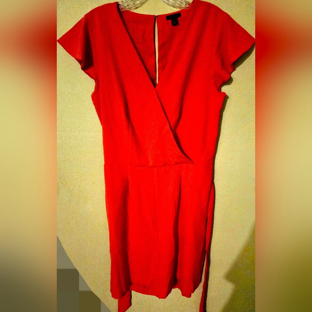 Ann Taylor Factory SZ 8T Women's Vibrant Orange Short Sleeve Front Tie Romper